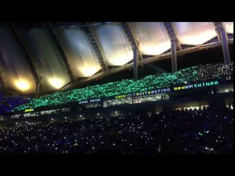 170603 Taemin and SHINee World fan cheer @DreamConcert