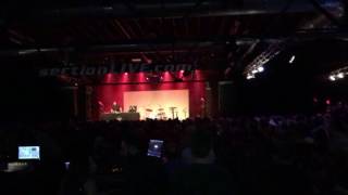 Smily Cyclops - Com Truise