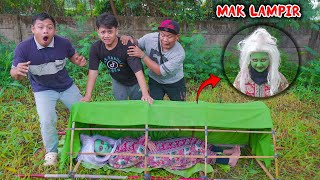 Download lagu In Terror, Mak Lampir's Coffin Remains mp3 Download lagu In Terror, Mak Lampir's Coffin Remains mp3