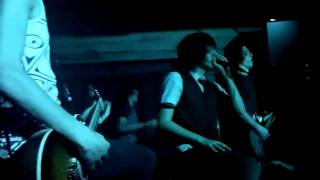 Crown The Empire - Wake Me Up