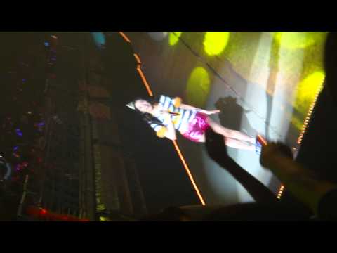 [FanCam] 120212 Tiffany- Forever  #GGinBangkok