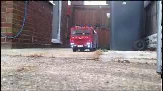 preview picture of video 'RC Dennis SS 135 Fire Appliance'