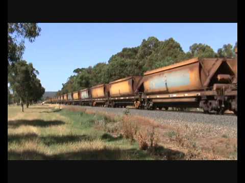 DBZ2304-DBZ2305 haul a combined lime and Coal