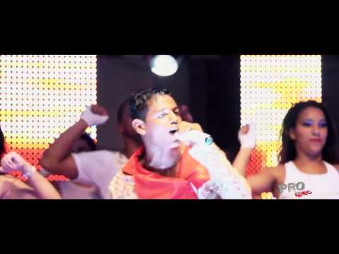 MC SHELDON BOCO E NANDO RAMOS   EU CHORO TANTO NOVINHA   CLIPE AO VIVO 2014