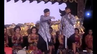 Download lagu Percil & Hengky Lagu Medly.... Sakit-nya disini, Wedi karobojomu,Robana,Bang Toyib, dll mp3