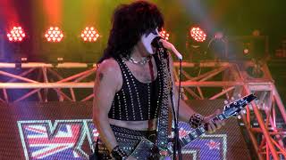 Kiss - Is That You? (Live)(Kiss Kruise VII-2017 / Indoorshow One)