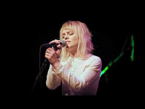 Wet Cigarette - Mars Argo