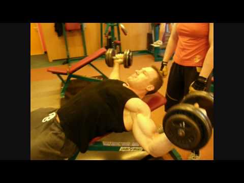 Slavoj Bednář - 6 týdnů před MČR NABBA (trénik prsou)