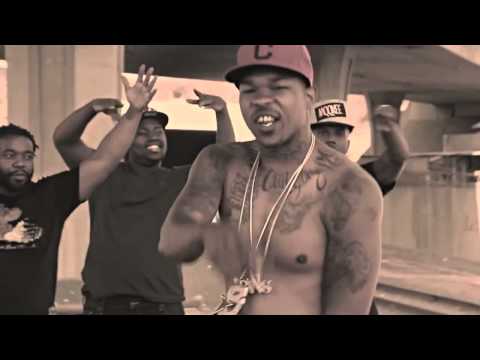 Compton Menace Ft. Chilly Dub - Ballin'