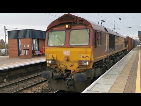 DB Cargo Class 66 66095 Passes Wigan North Western on 4M25 Southbound Intermodal Train 2/12/22