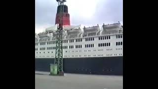 Cunard Ocean Liner QE2 arrives in Taiwan