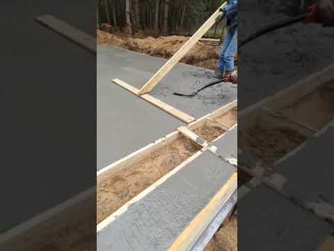 DIY concrete surface leveling tool