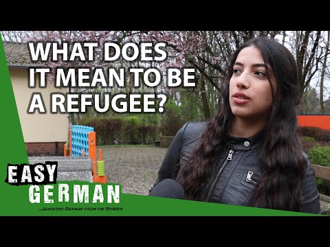 What does it mean to be a refugee? | Easy German 292