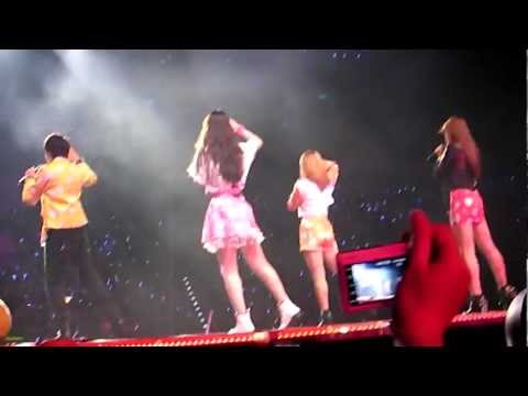 111126　Taiwan f(x) Hot summer