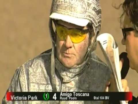 Amigo Toscana & Ruud Pools winnen "Victoria Park Vierjarigen H&R Stakes - 26 dec 2011