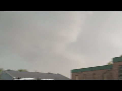 Live In Strong Derecho