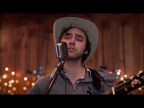 Shakey Graves - Daisy Chains (Live in Lubbock)