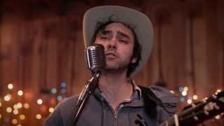 Shakey Graves - Daisy Chains (Live in Lubbock)