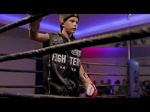 Octaivius Macdonald - Debut Muay Thai Fight