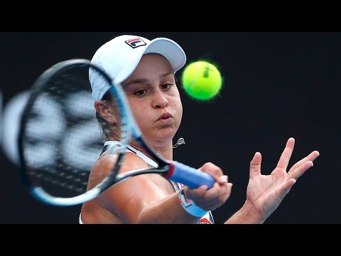 Ash Barty takes centre stage at Wimbledon