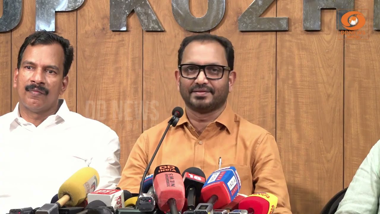 “മതരാഷ്ട്രവാദികളുടെ തടവറയിലാണ് മുഖ്യമന്ത്രി വി.ഡി.