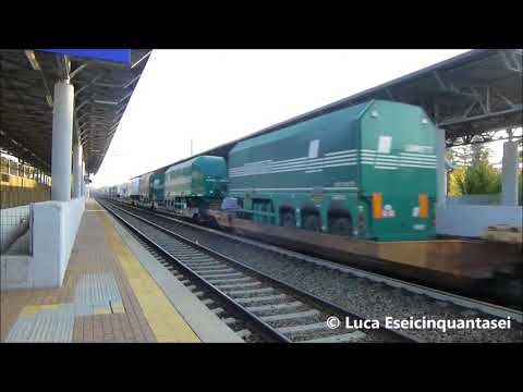 Doppia trazione di E652 "Tigre" per il TEC "Lannutti" in transito a Gozzano