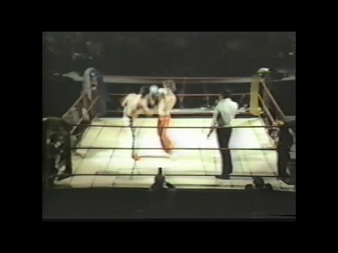 John Bullock v Gary Osborne Parr Hall 1982 WAKO