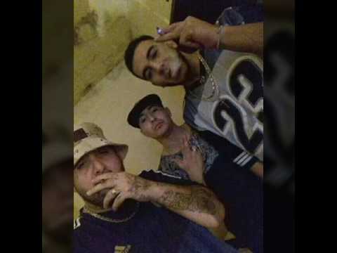 Salimos desde abajo El principito massi nada más pinta ruido y j.mastermix en la producción