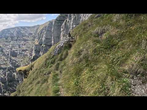 BRANA MARE A COSTILEI DIN BUCEGI INTRE CREASTA VAII ALBE SI VALEA ALBA