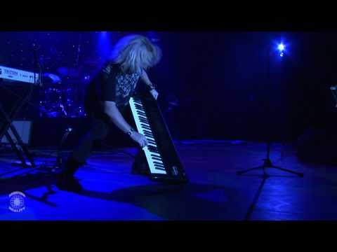 Sam McCaslin Keyboard Solo with Terry Ilous (XYZ, Great White)