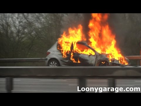 Insane Car Fire M25