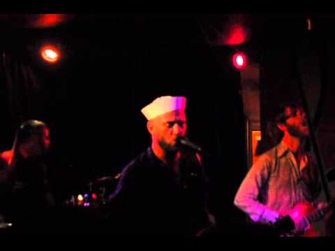 Strange Young Things - Lonely Hearts Are Wild (Sail Inn Farewell Weekend)