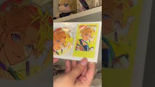 Old Nijisanji EN merch unboxing #nijisanjien #nijisanji #yuqwilson