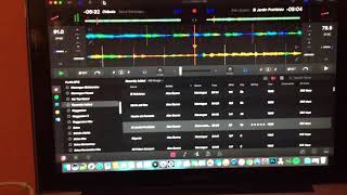 Video thumbnail for Djay Pro Denon mc7000 by moctezumaleon