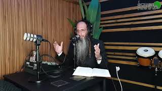 מדברים מרבי נחמן מברסלב   כולו אחד   כולו טוב   אילן האדם (הרב מאור קריו) - התמונה מוצגת ישירות מתוך אתר האינטרנט יוטיוב. זכויות היוצרים בתמונה שייכות ליוצרה. קישור קרדיט למקור התוכן נמצא בתוך דף הסרטון