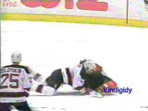 Lindros - Stevens 12/19/95