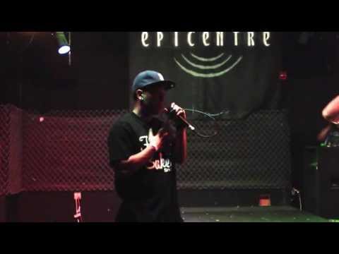 DreCat - Roll Up The Grass (Performance)