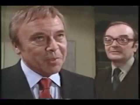 The Trail Of The Pink Panther Dreyfus Describes Clouseau