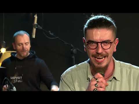 Grupa RETRO - U tvojim rukama (Hayat Production Show Live)