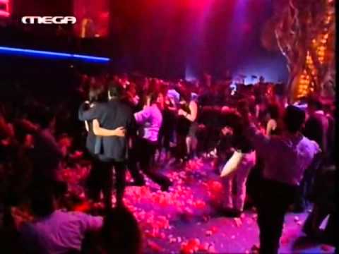 Notis Sfakianakis Να Ξαναρθείς Μα Εσύ Με Καίς οι Σκιές Live