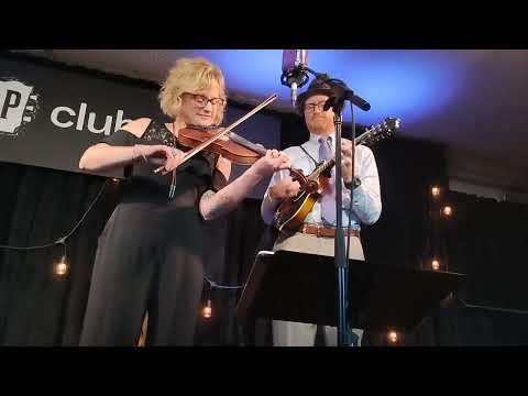 Flynn Cohen and Laura Orshaw - Mellow Yell (at Club Passim)