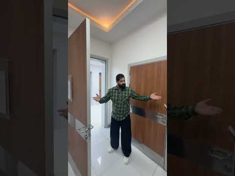 لما تعصب وتفتح الباب كأنك بطل مسلسل أكشن 😂🚪🤣