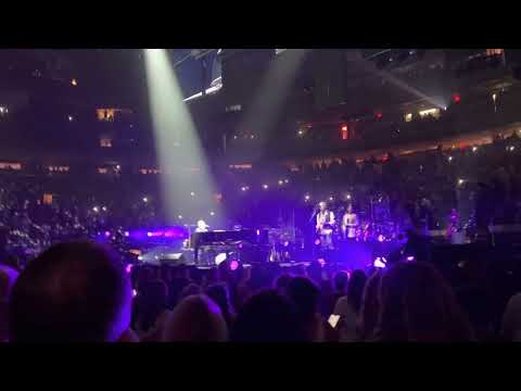 Billy Joel - she’s always a woman to me LIVE