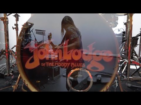 John Lodge Performs 'Nights in White Satin' with Jon Davison of YES