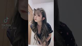 【TikTok】ギャルのノーブラパジャマ