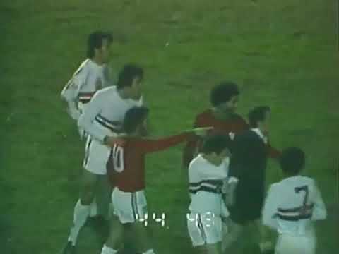 Portuguesa 2 x 2 São Paulo F.C.  - 11/07/1976