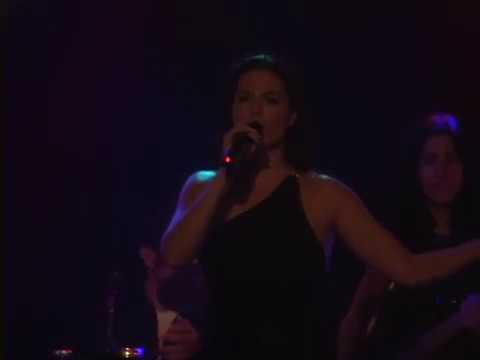 Mon Amie La Rose. Zera Vaughan