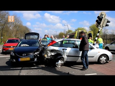 Gewonden bij groot ongeluk Uithoorn - 0297.nl
