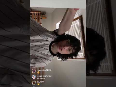 finn wolfhard singing “loved one” by the aubreys || 04/11/20 live on instagtam