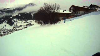 preview picture of video 'This is the view when skiing down Maiskogel in Kaprun'